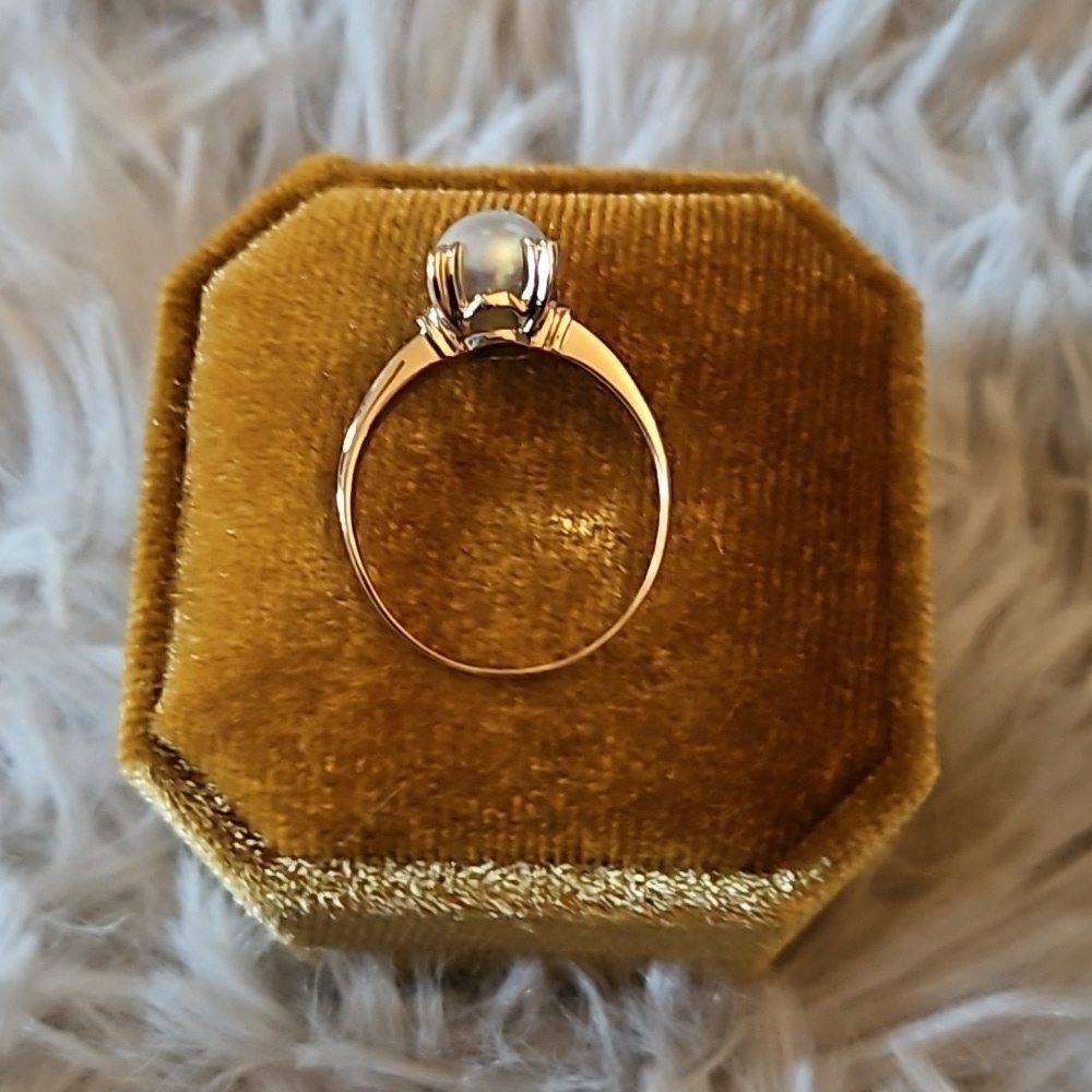Vintage 1940s Cultured Pearl Ring 14K Yellow Gold Solitaire Setting Orga… - Picture 4 of 12